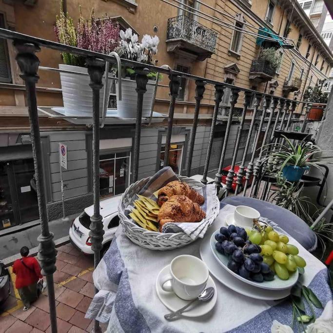 Intero Appartamento Su Via Tortona-Darsena-Navigli Mailand Exterior foto